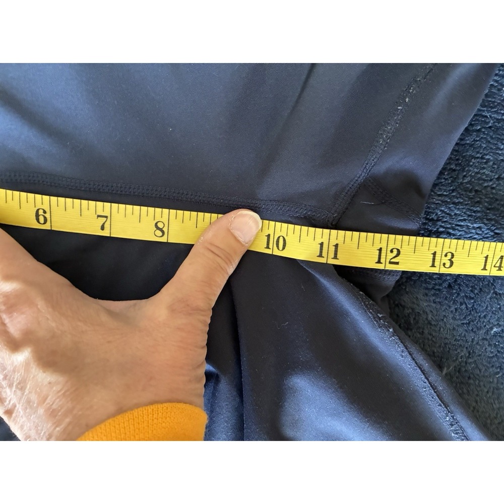 Athletic Shorts Women Size Medium (based on measurements) (E14) - Picture 7 of 8